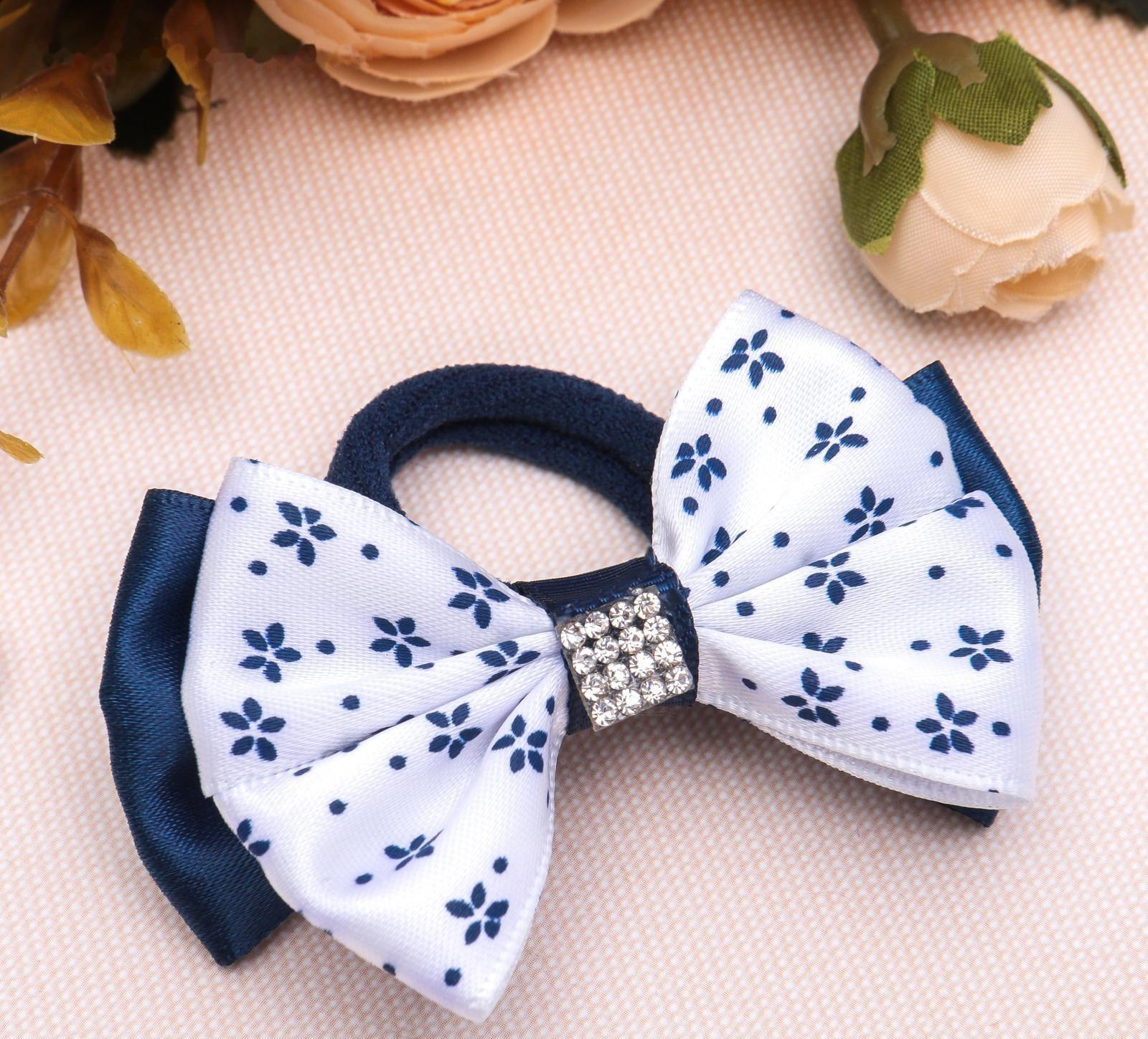 Резинка для волос бант 