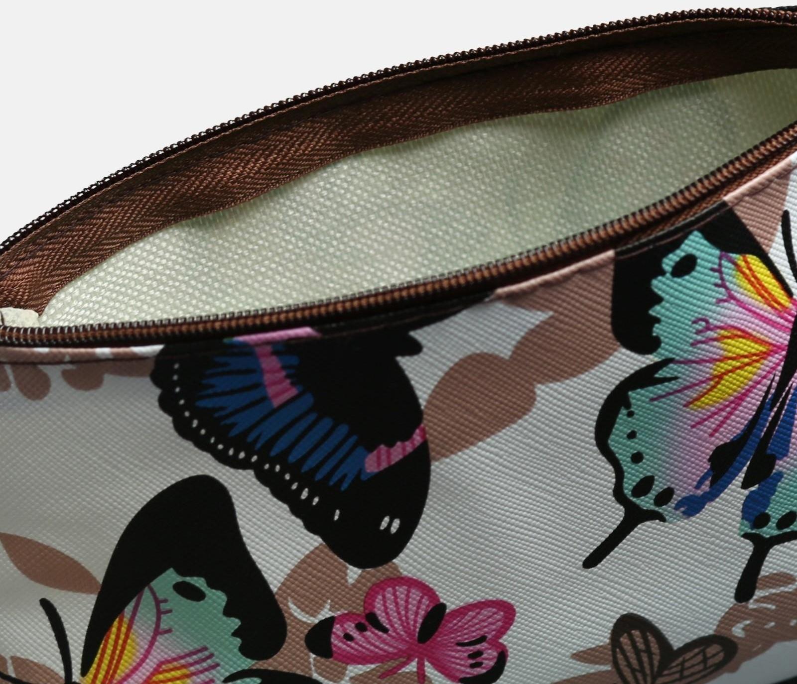 Косметичка на молнии, цвет белый