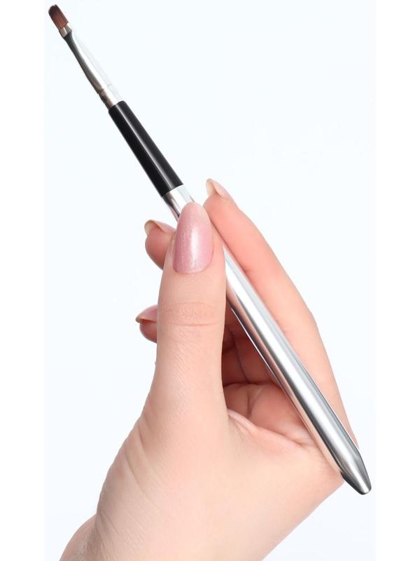 Кисть для макияжа, компактная, 17,5 см, цвет чёрный/серебристый