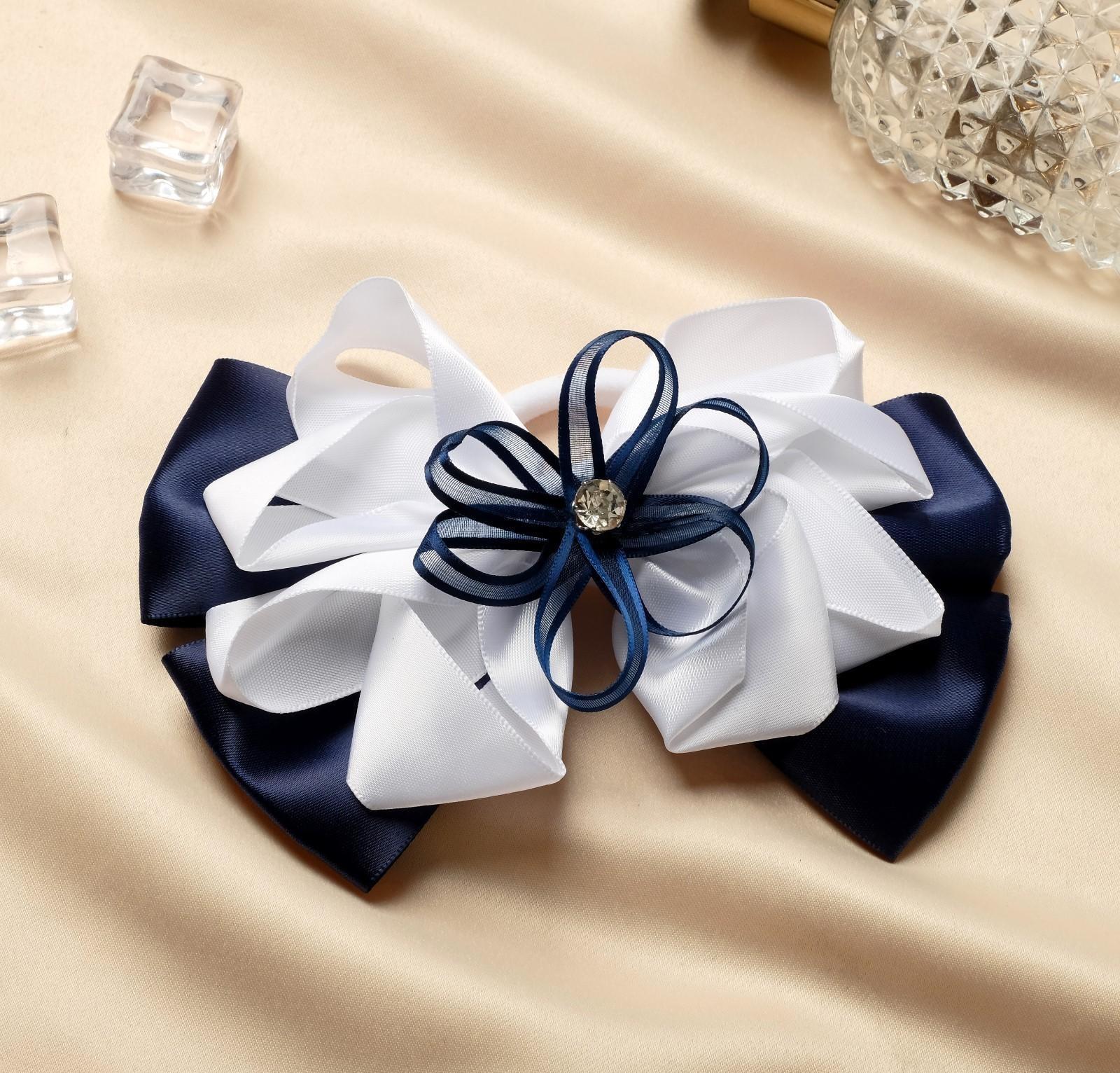 Резинка для волос бант 