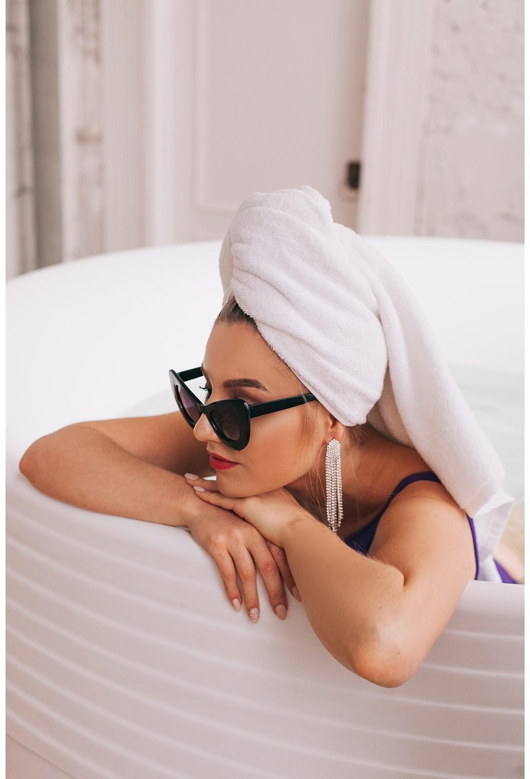 Серьги висячие со стразами 