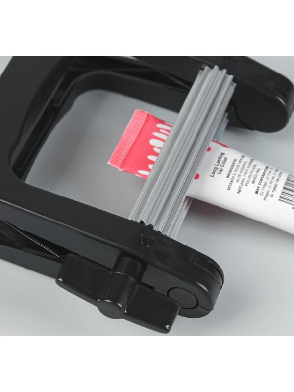 Выжиматель тюбика для краски, 10,5 × 12 см, цвет чёрный