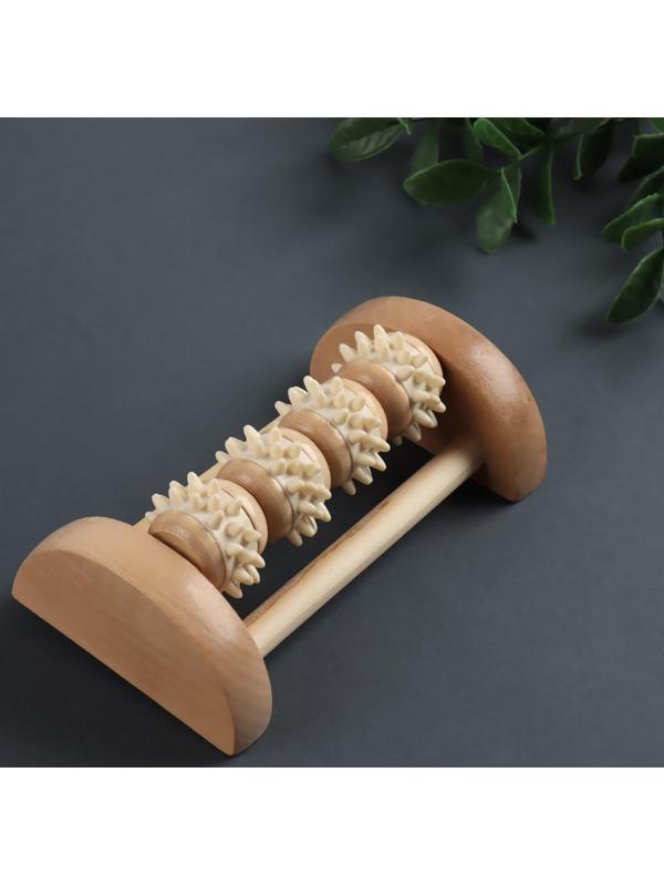 Массажёр «Ножное счастье», 14,5 × 8,5 × 5 см, деревянный, 4 колеса с шипами