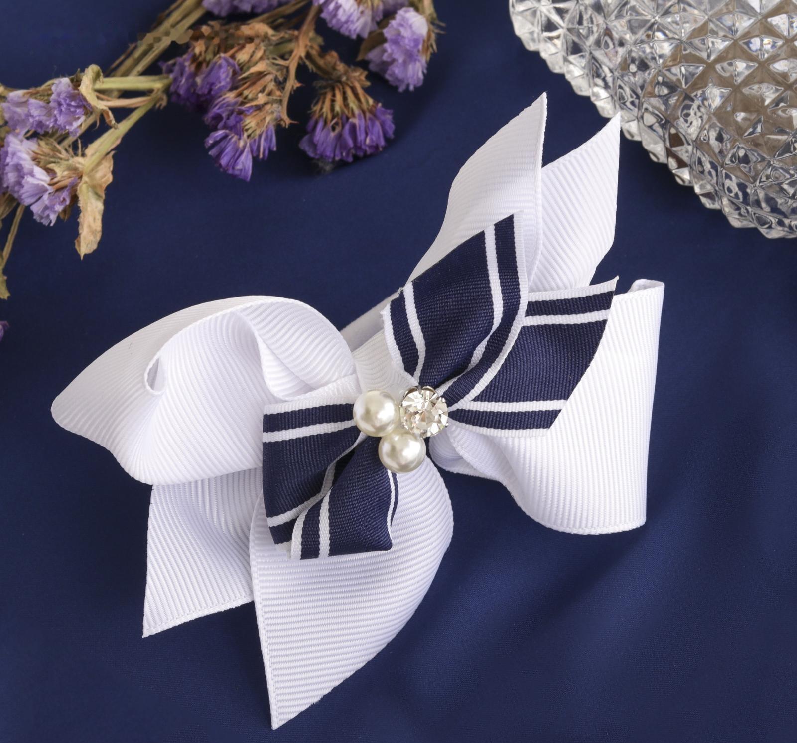 Резинка для волос бант 