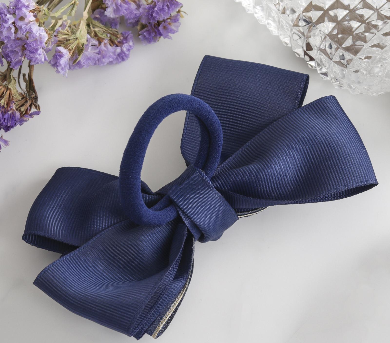 Резинка для волос бант 