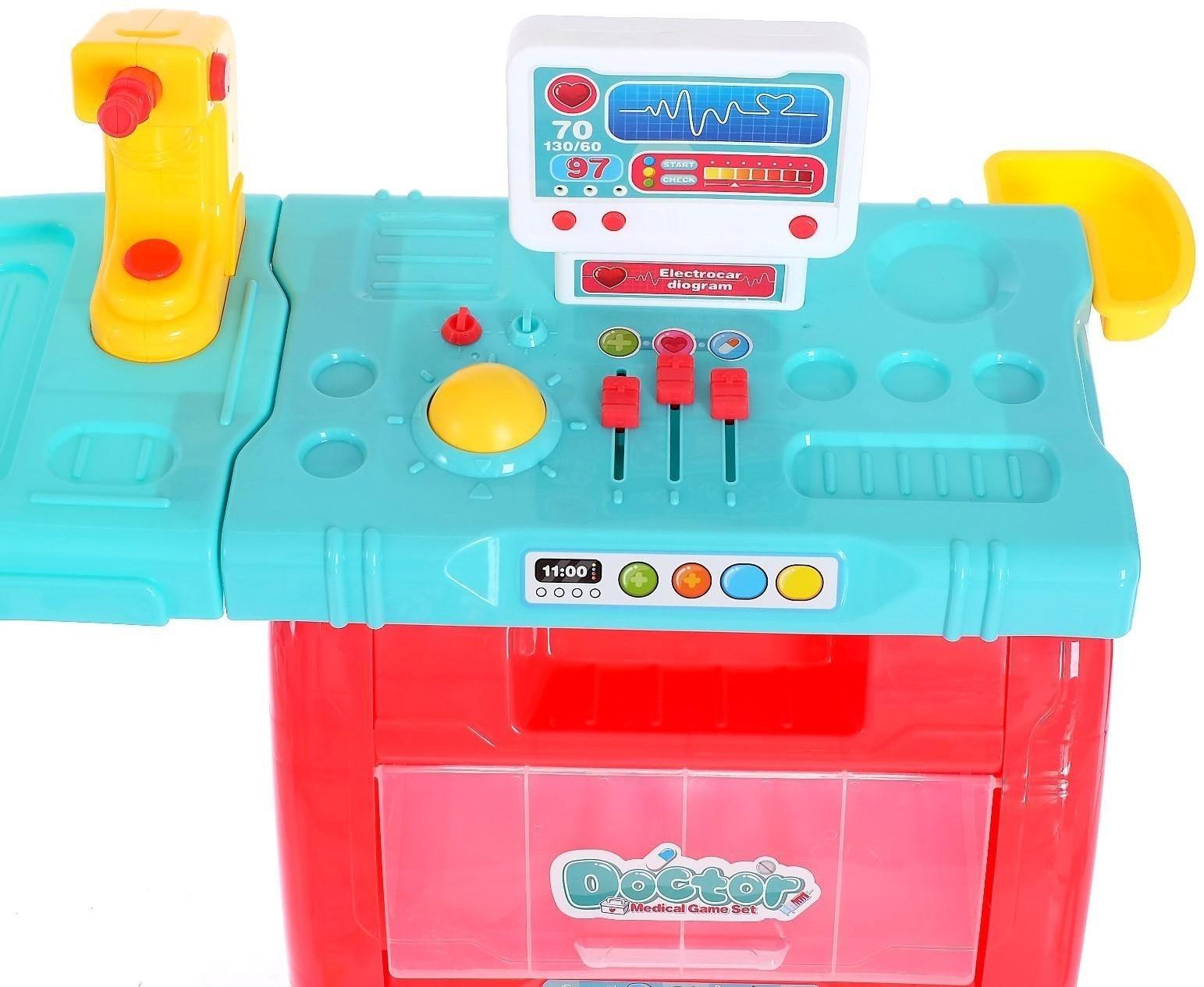 Игровой модуль на ножках «Врачебный кабинет»