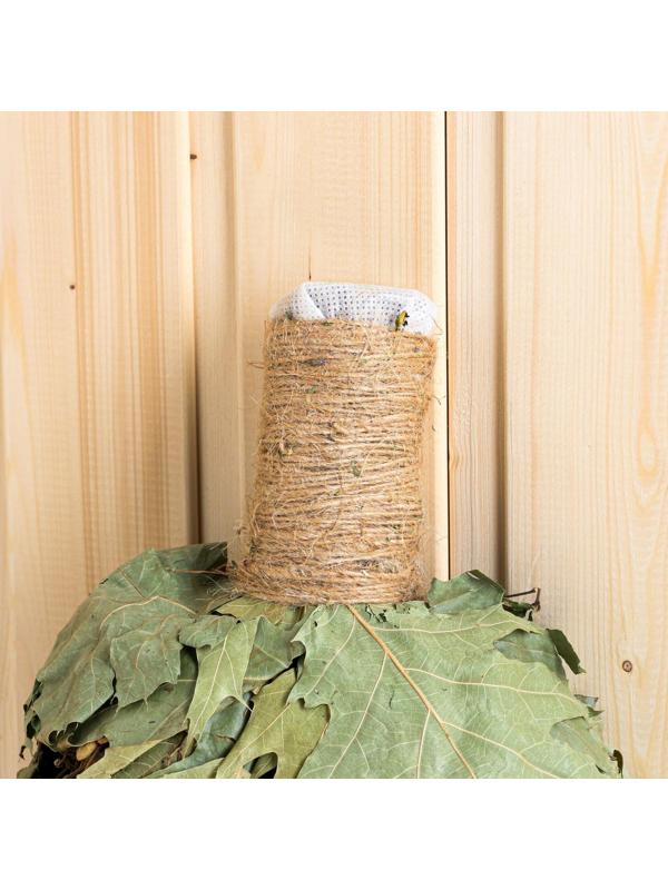 Веник для бани дубовый с травами, в пакете на молнии