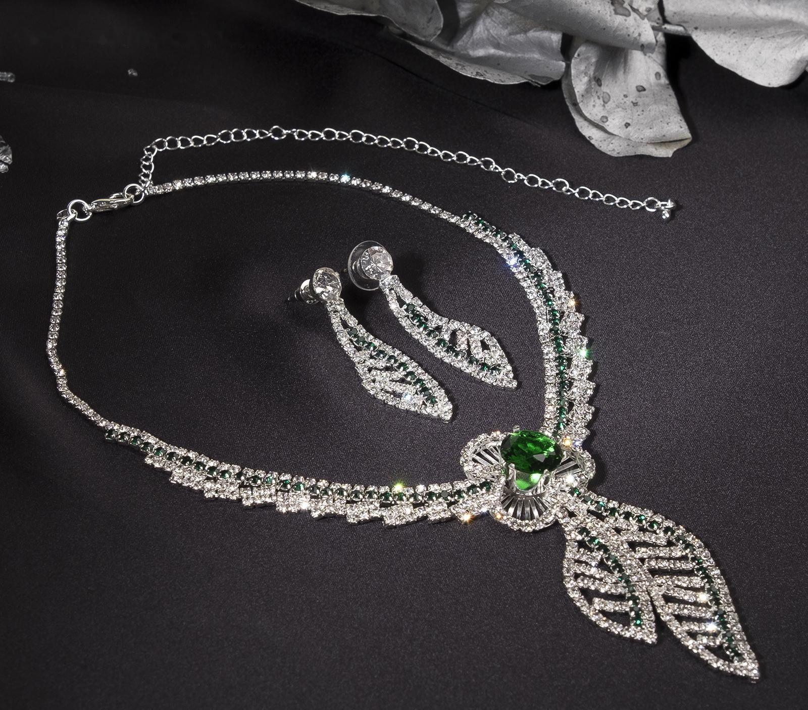 Набор 2 предмета: серьги, колье 