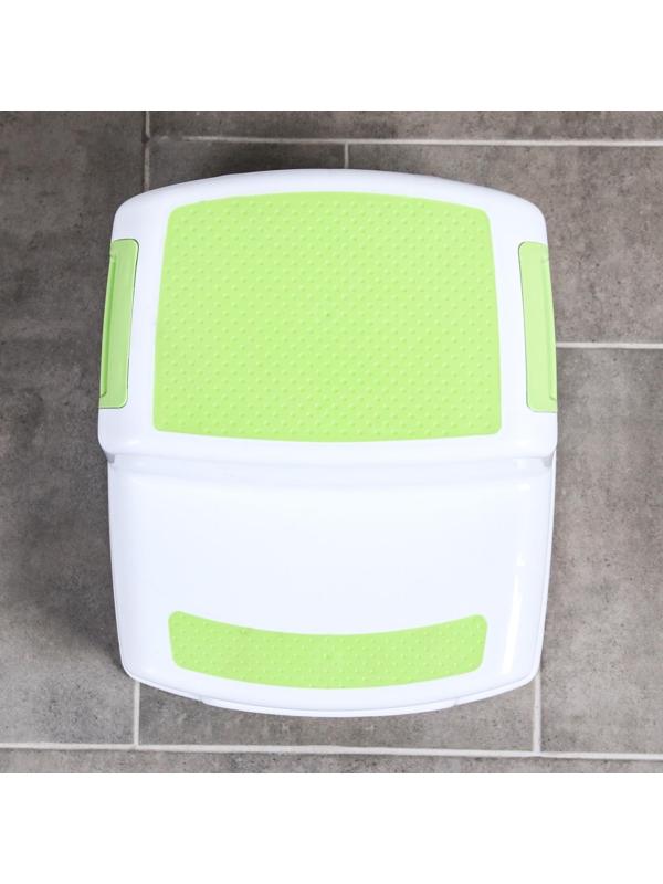 Подставка детская с прорезинеными ступеньками, цвет белый/зеленый