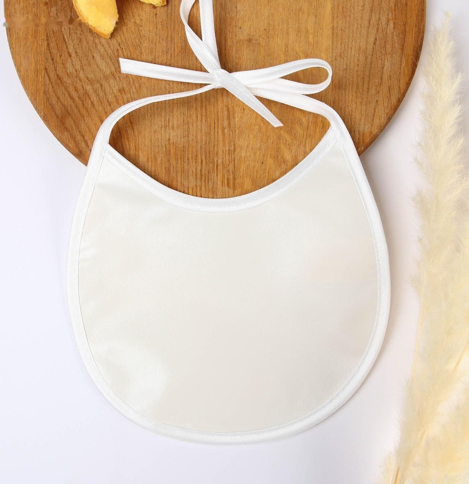 Нагрудник из клеёнки с ПВХ-покрытием, на завязках, цвета МИКС