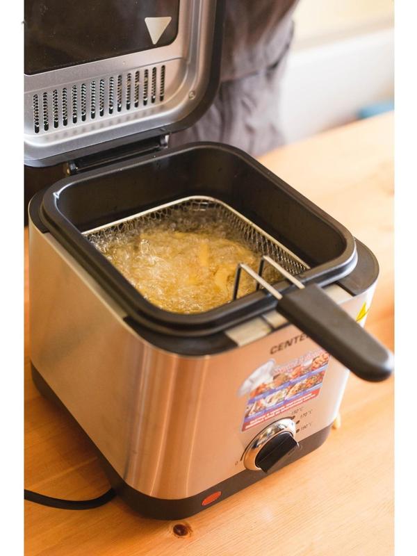 Фритюрница Centek CT-1430, 900 Вт, 1.5 л , антипригарная чаша, серебристая