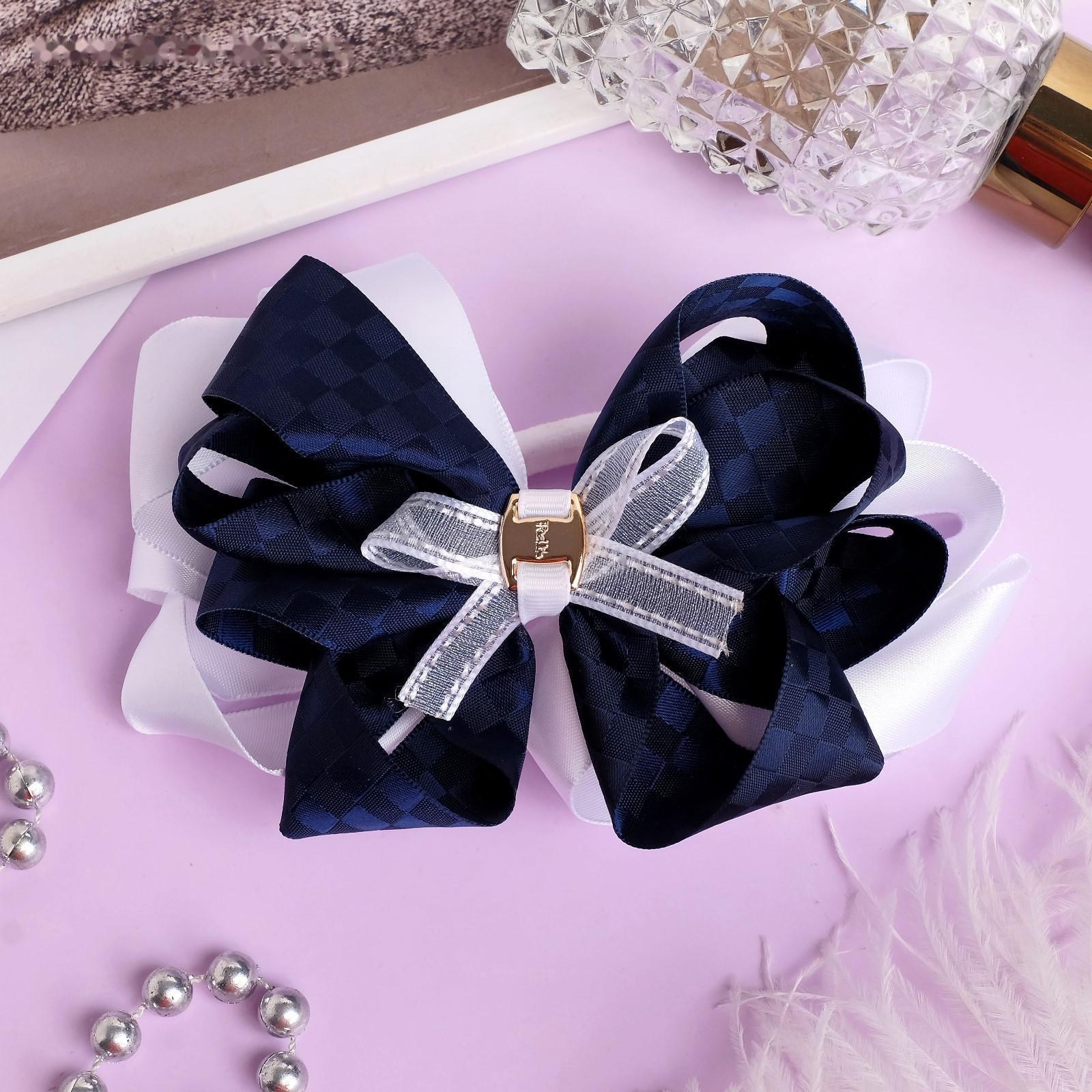 Резинка для волос бант 