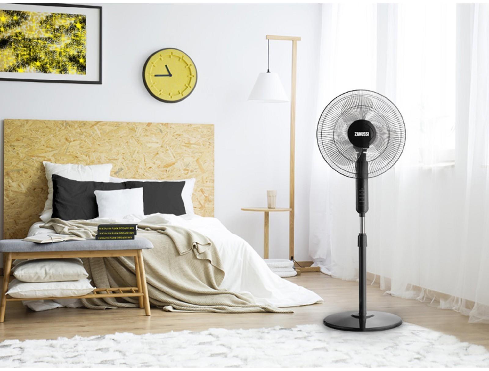 Вентилятор Zanussi ZFF - 907, напольный, 45 Вт, d=40 см, 3 скорости, 1 режим, чёрный