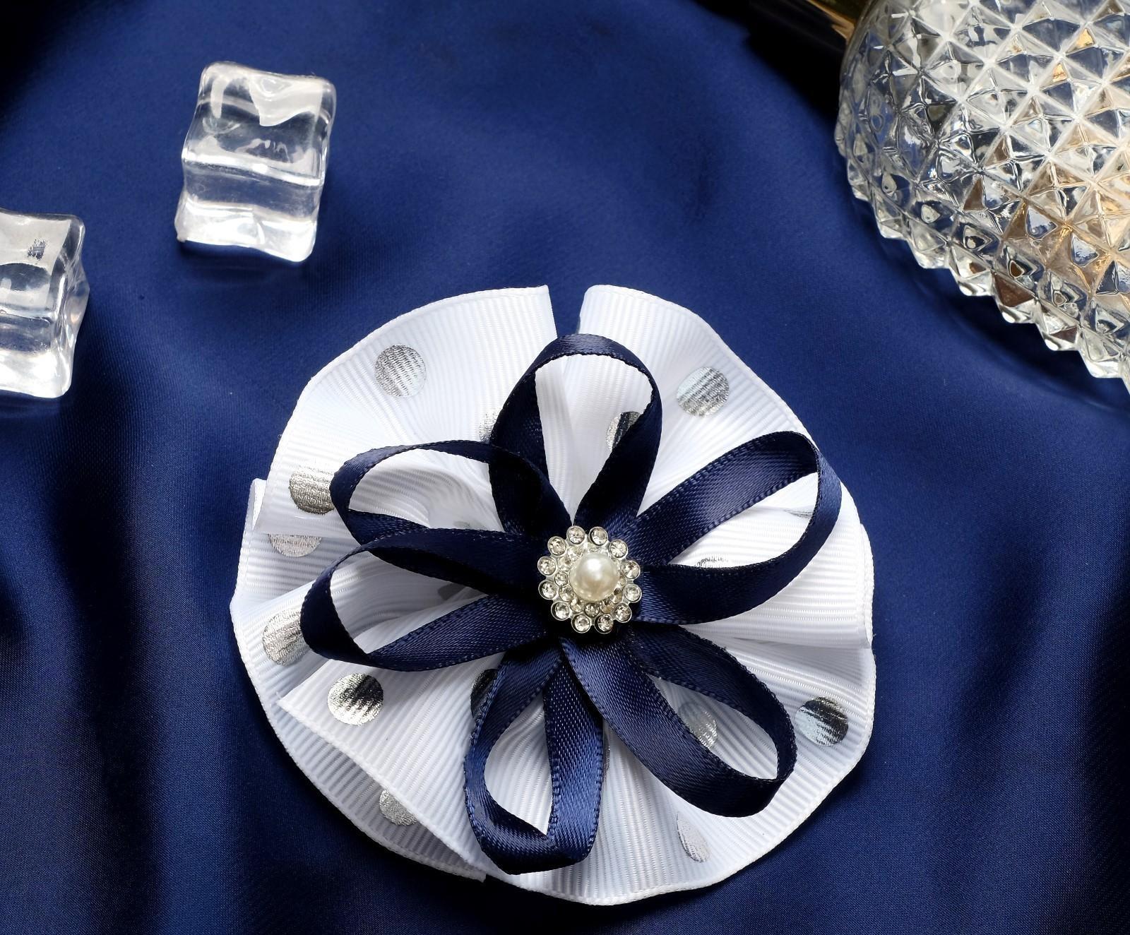 Резинка для волос бант 