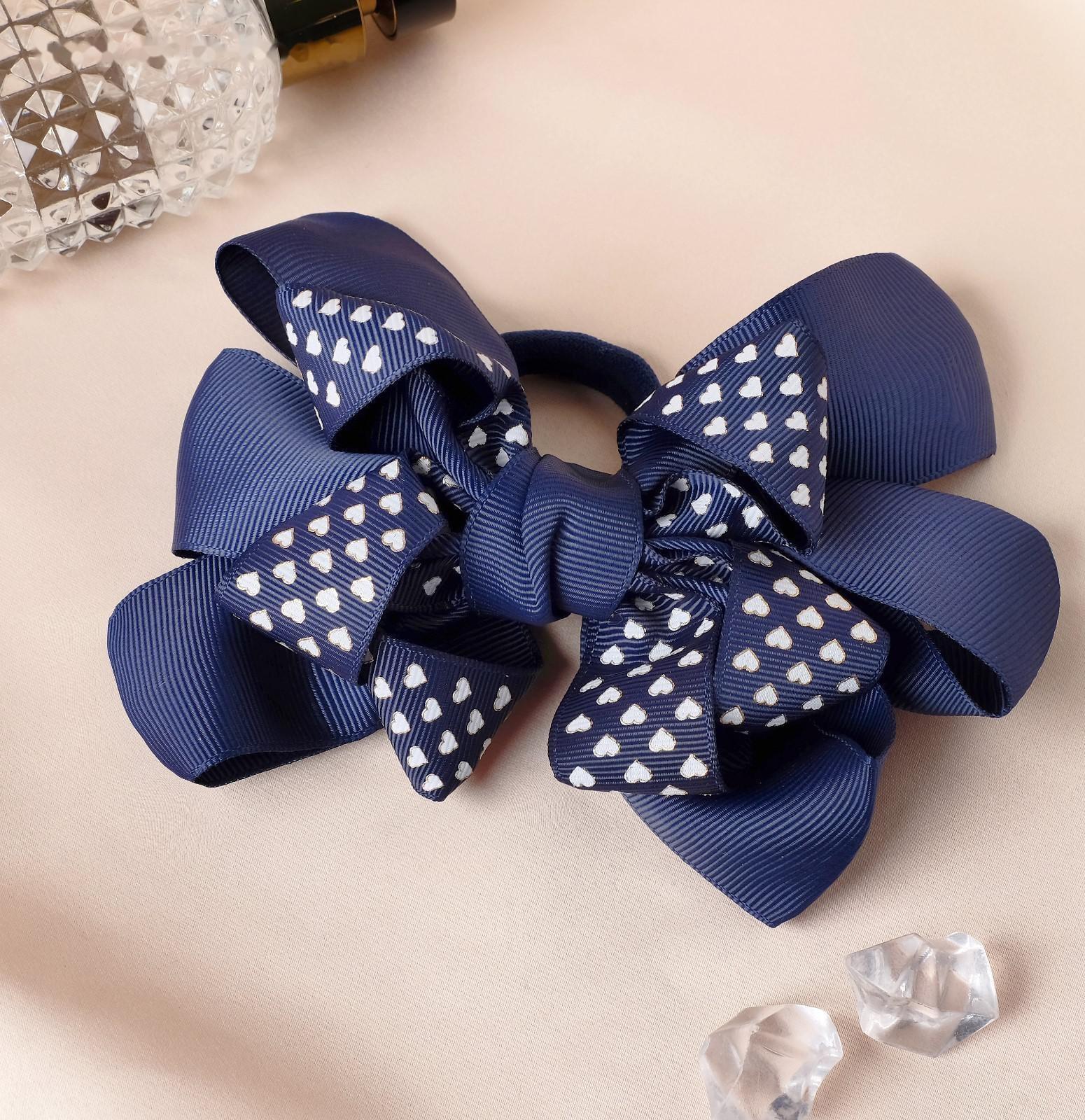 Резинка для волос бант 