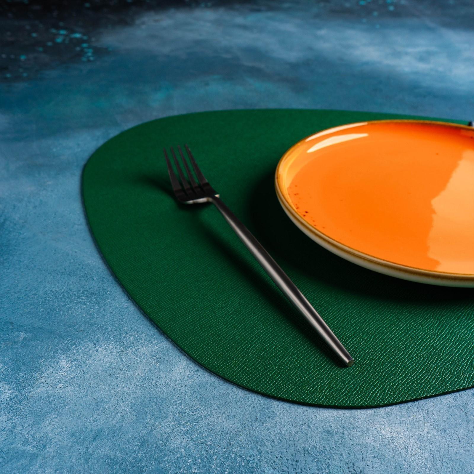 Салфетка сервировочная на стол «Тэм», 44×35,5 см, цвет зелёный