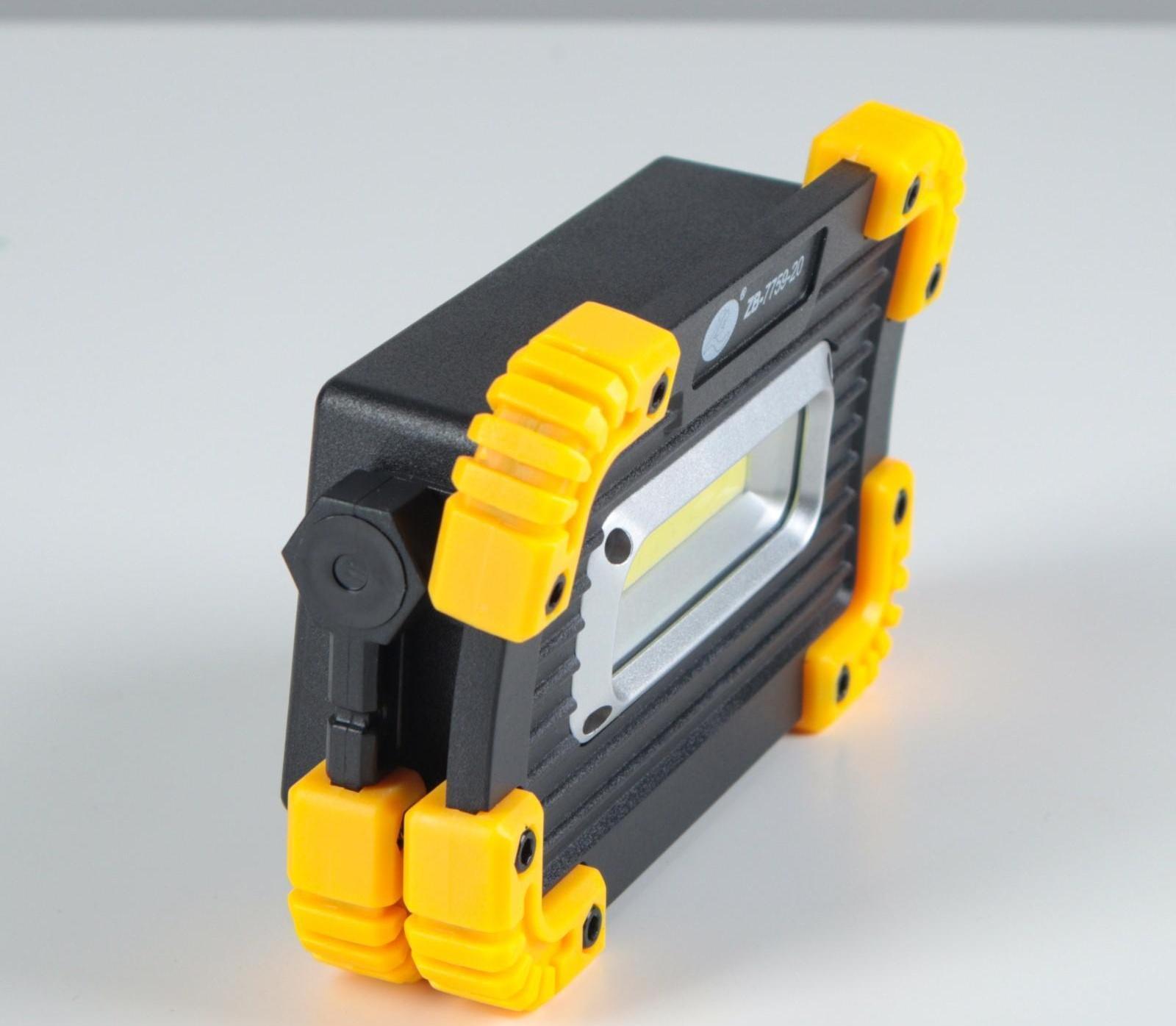 Светодиодный прожектор-светильник аккумуляторный, 9 Вт, 1200 мАч, 3 ААА, USB, 3 ч работы