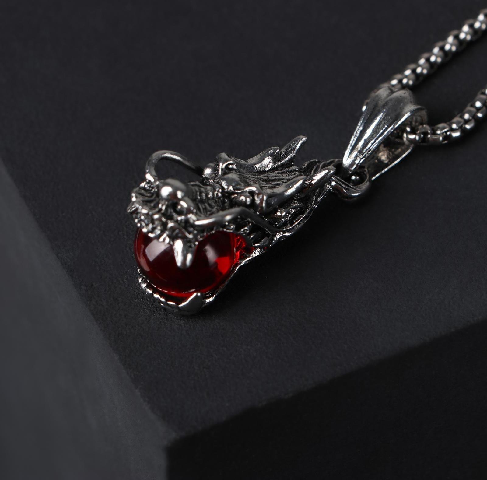 Кулон-амулет 