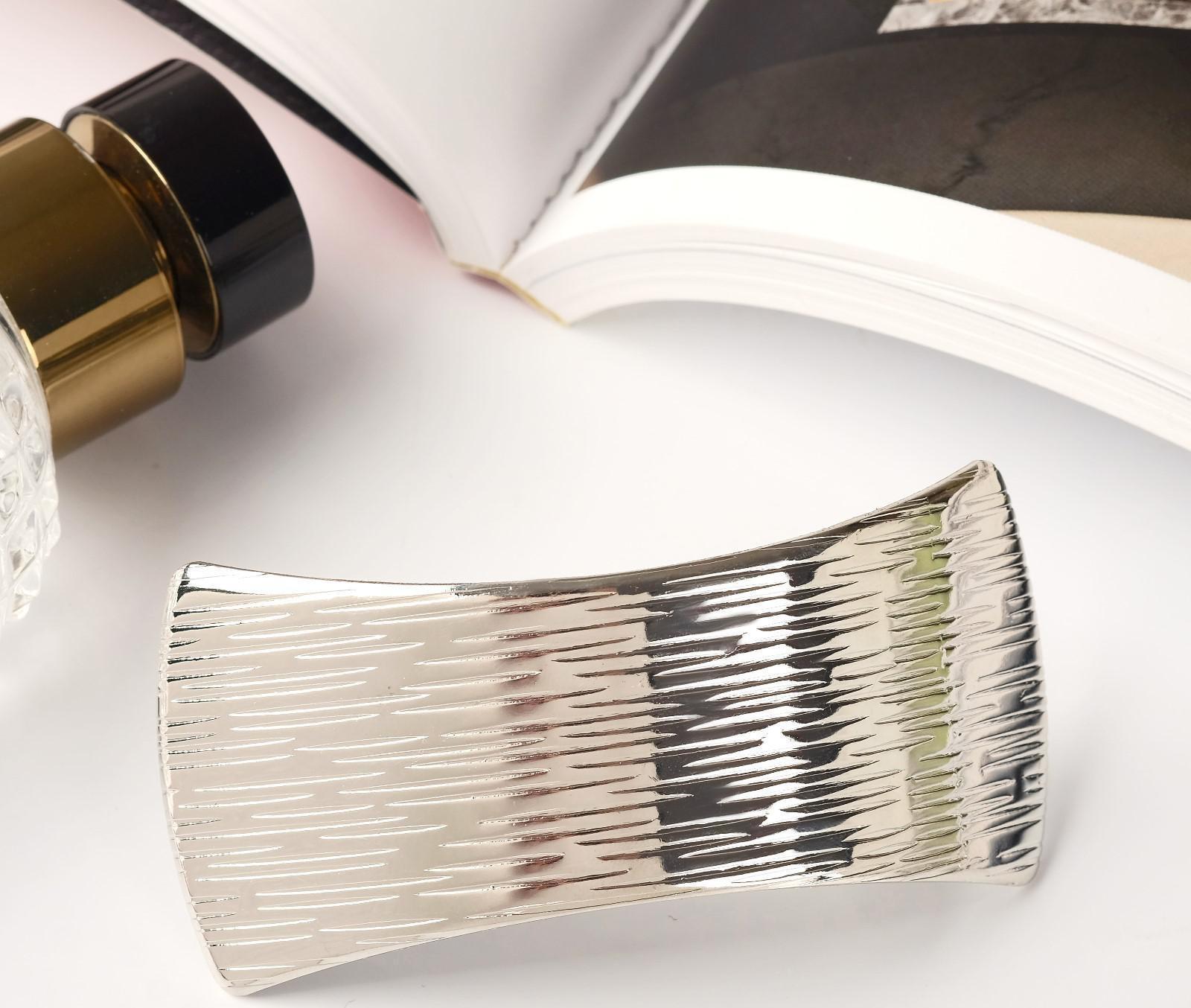 Заколка-автомат для волос 