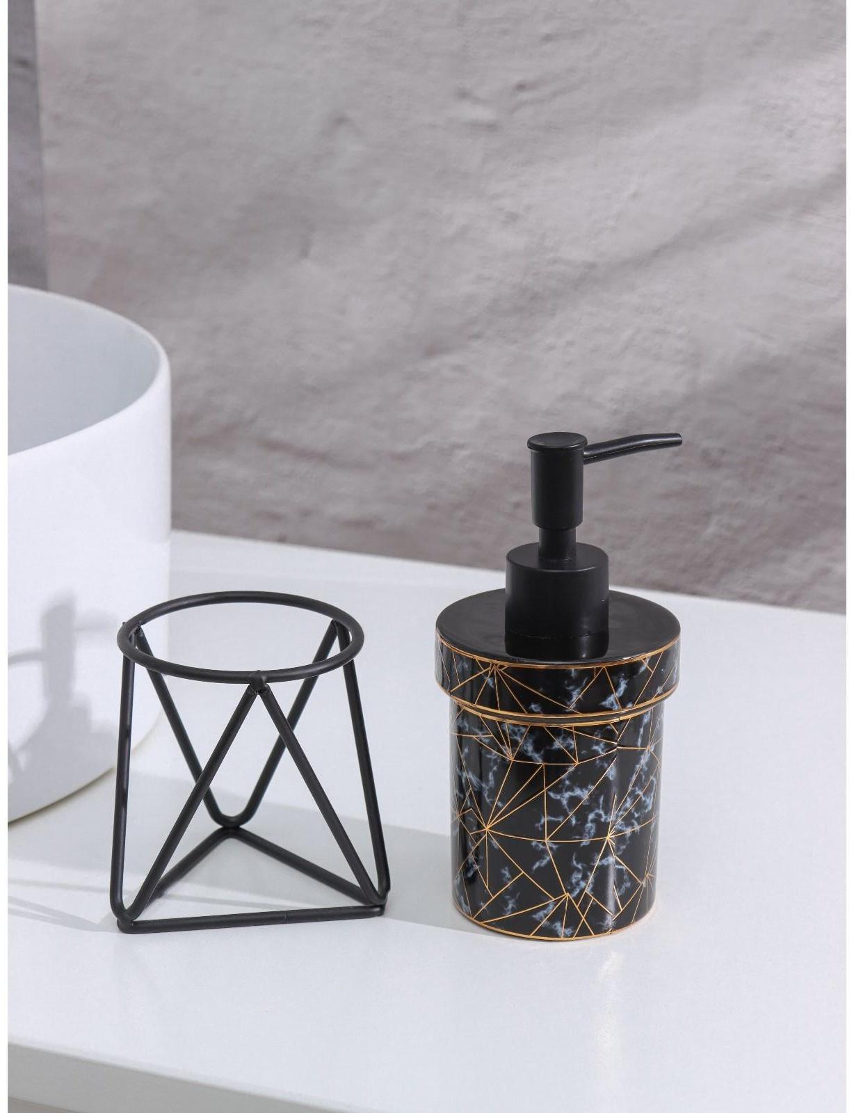 Набор для ванной комнаты Доляна «Геометрика», 3 предмета (мыльница, дозатор для мыла 290 мл, стакан), цвет чёрный
