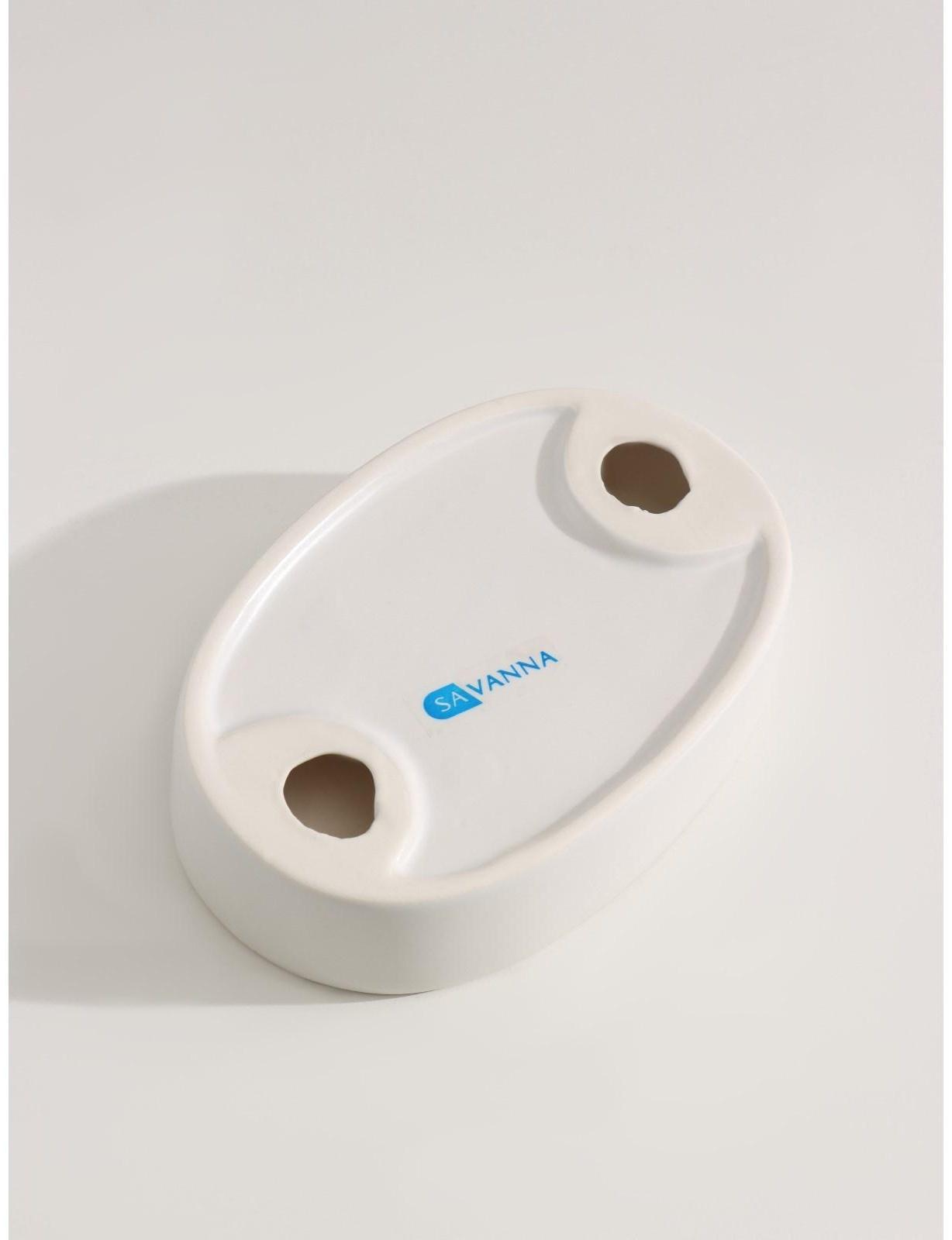 Набор аксессуаров для ванной комнаты Доляна «Легенда», 3 предмета (дозатор 370 мл, мыльница, стакан), цвет белый