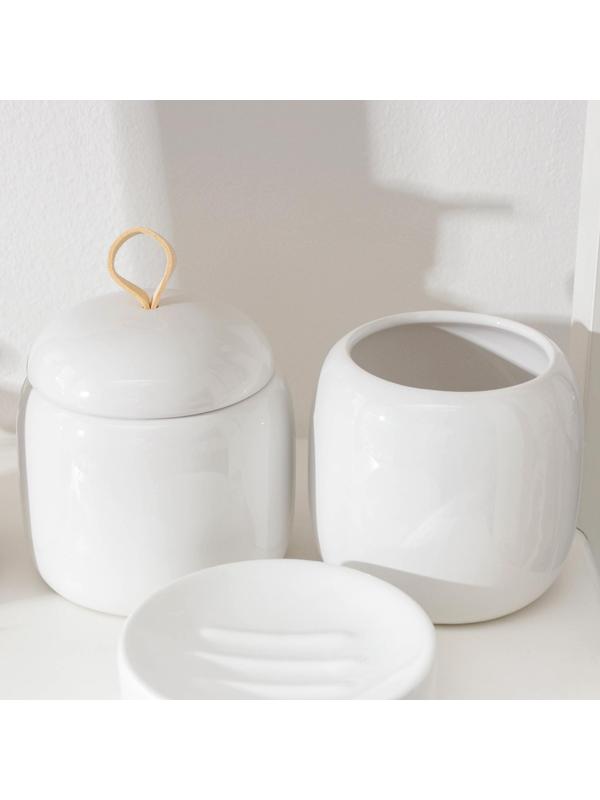 Набор аксессуаров для ванной комнаты Доляна Monro, 4 предмета (мыльница, дозатор для мыла 450 мл, стакан, баночка), цвет белый