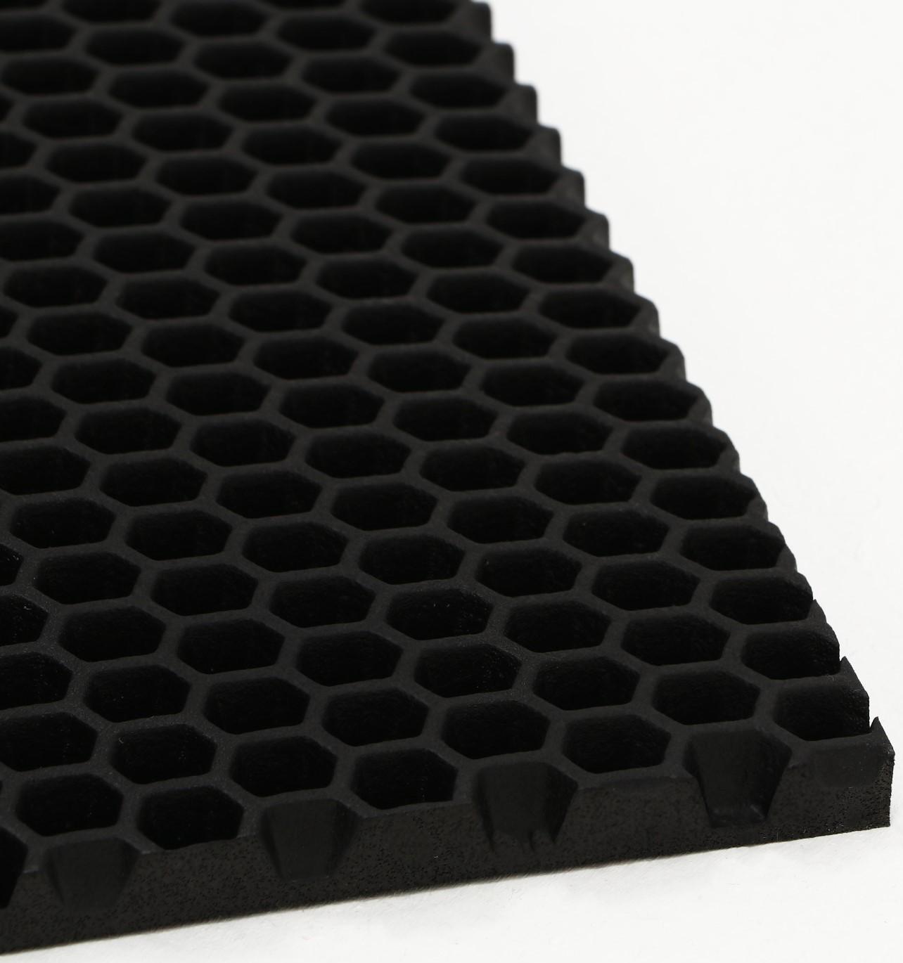 Коврик для животных EVA, ячеиистый, 60 х 80 см, черный