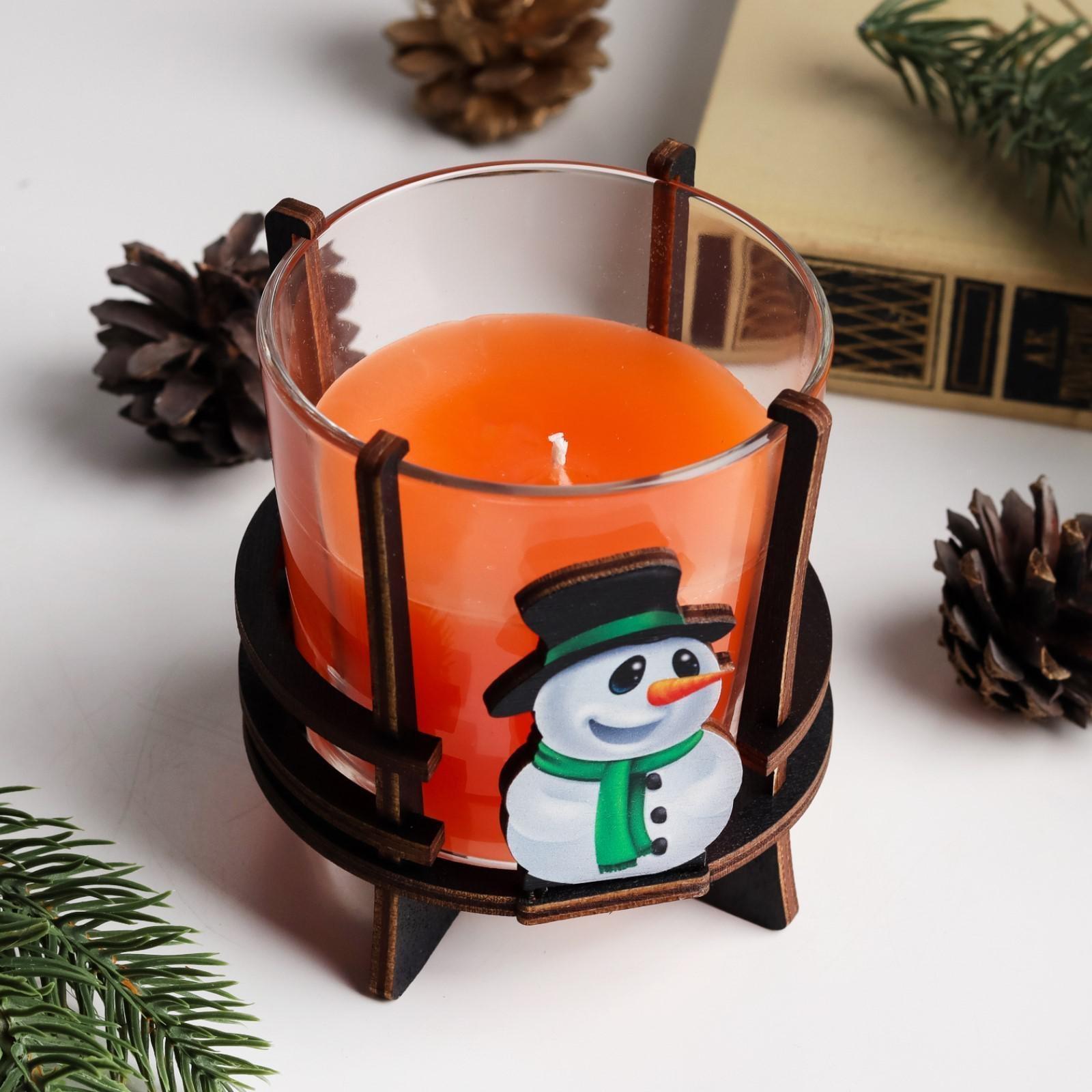 Свеча ароматическая в стакане на подставке 