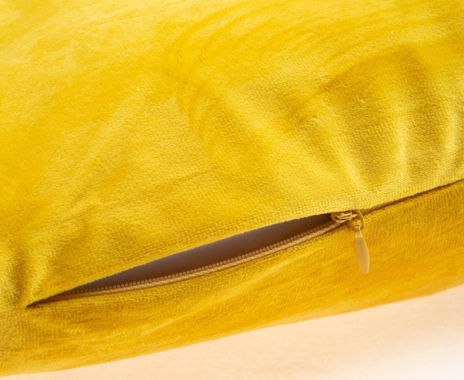 Чехол на подушку с кисточками Этель цвет желтый, 45х45 см, 100% п/э, велюр