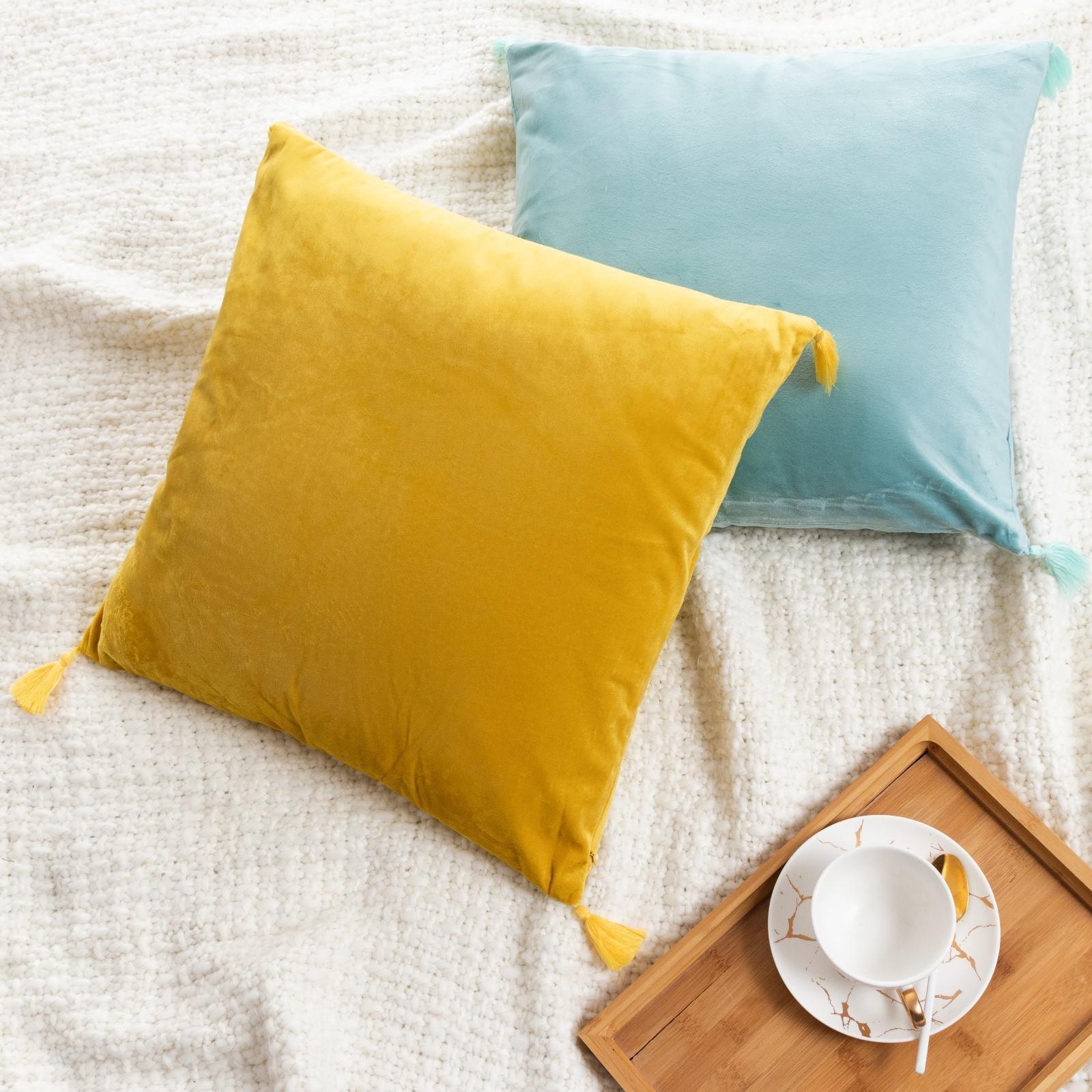 Чехол на подушку с кисточками Этель цвет желтый, 45х45 см, 100% п/э, велюр