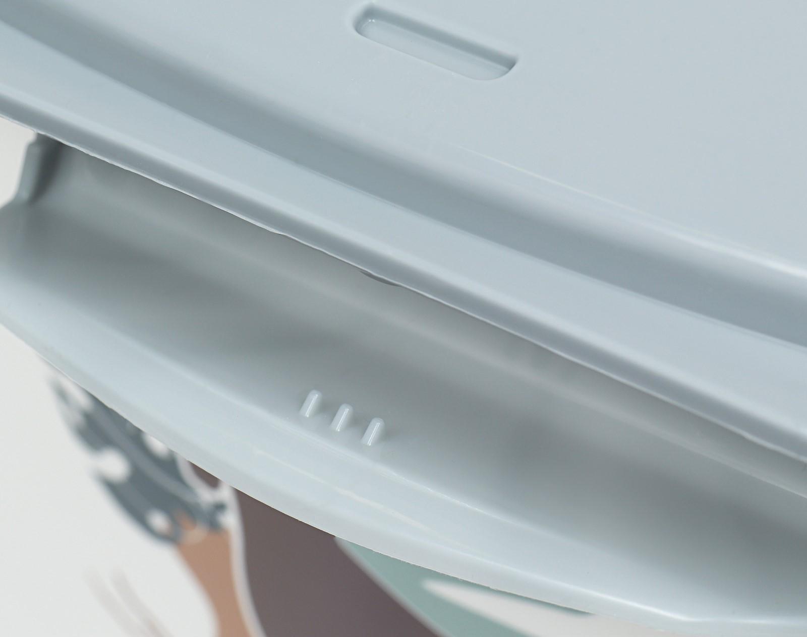 Контейнер для корма, 36 л, серый