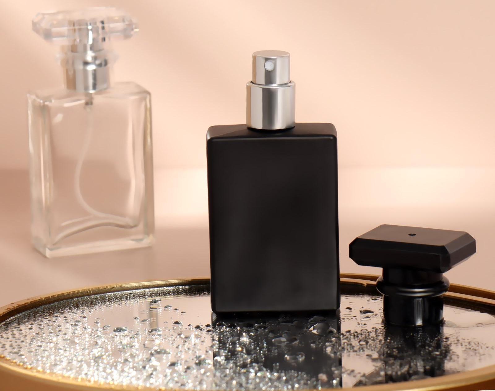 Флакон стеклянный для парфюма, с распылителем, 30 мл, цвет МИКС