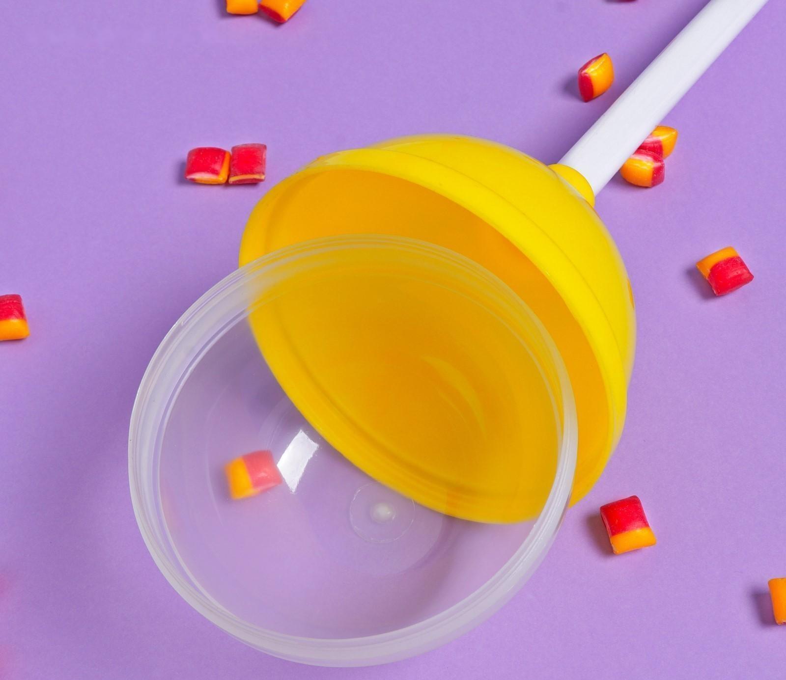 Пластиковый чупа-чупс, желтый