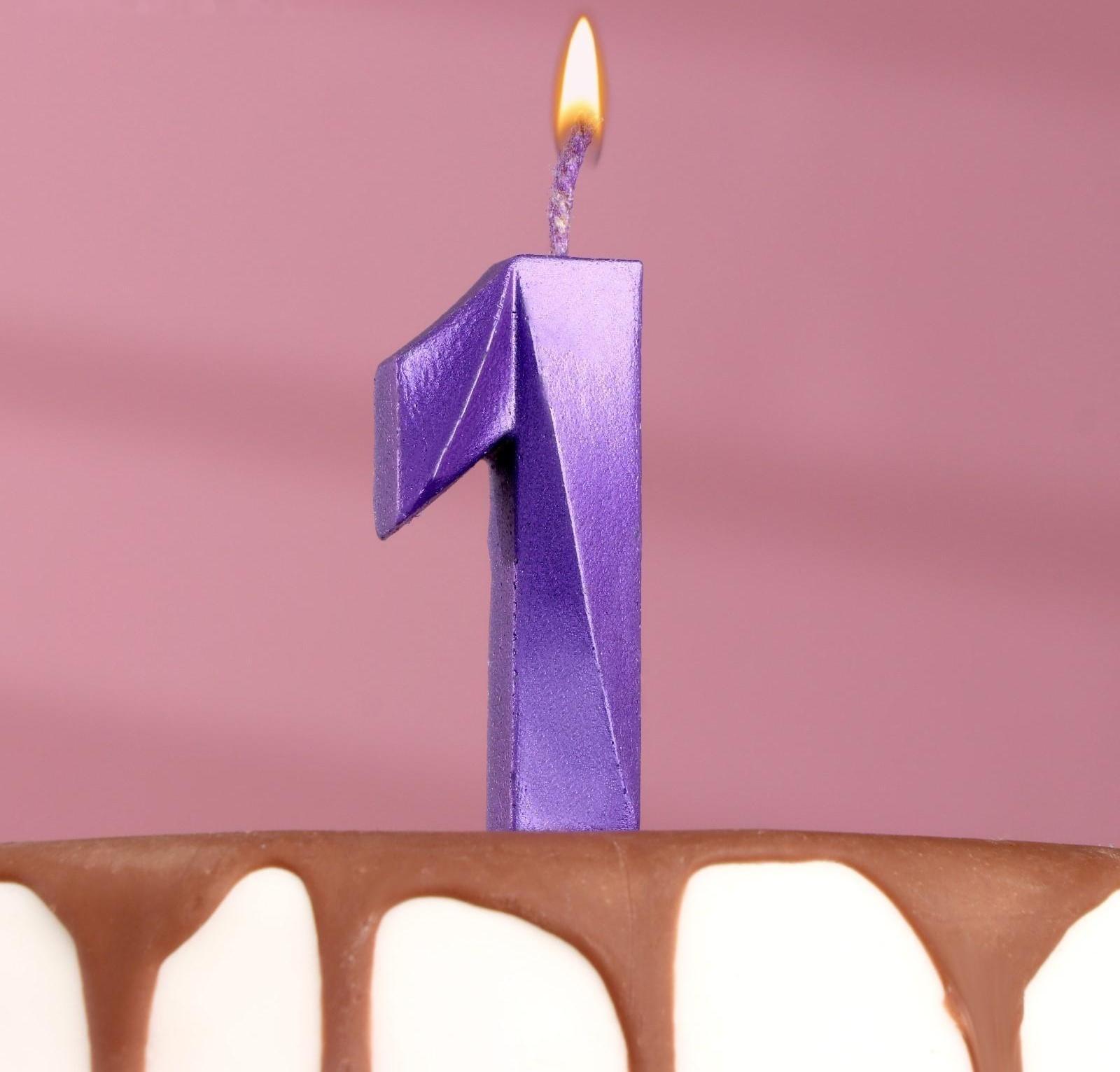 Свеча в торт 