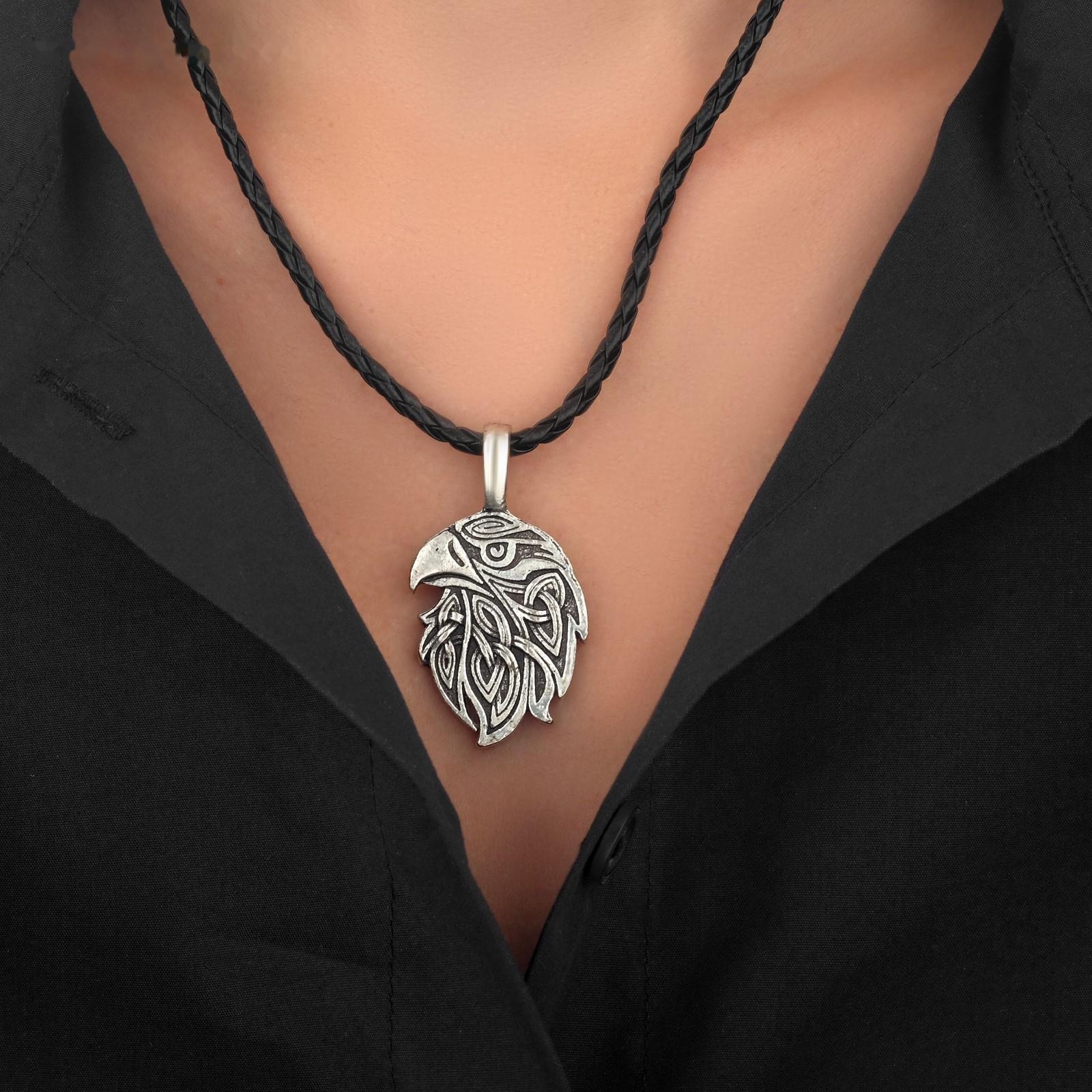 Кулон-оберег 