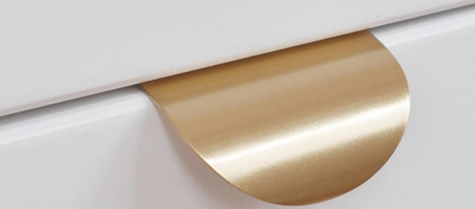 Ручка CAPPIO, м/о 32 мм, цвет матовое золото