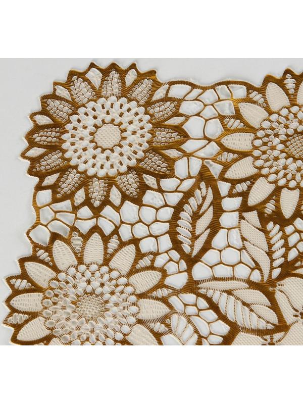 Салфетка ажурная для стола «Букет», 84×40 см, ПВХ, цвет золото