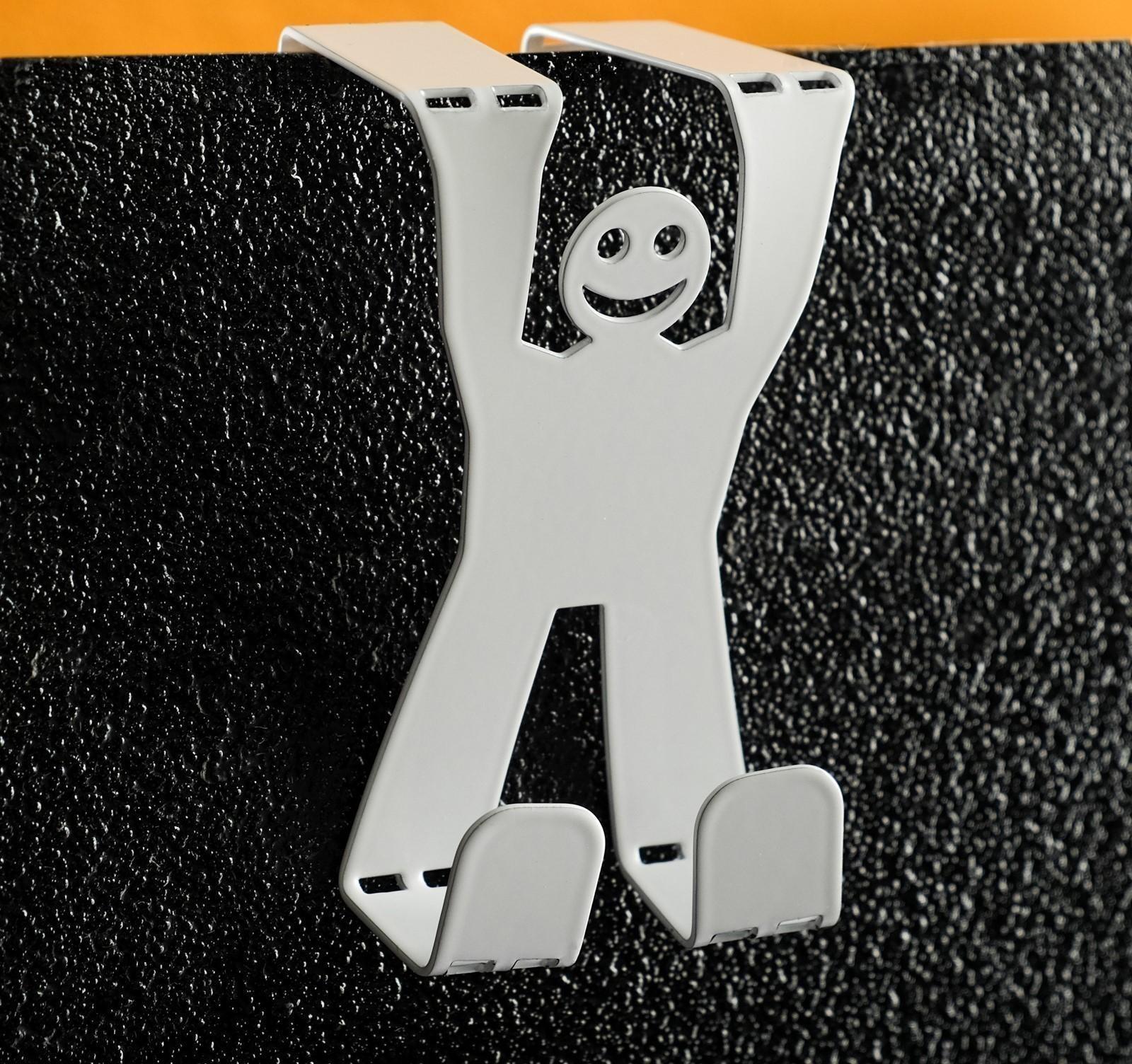 Вешалка на дверь 