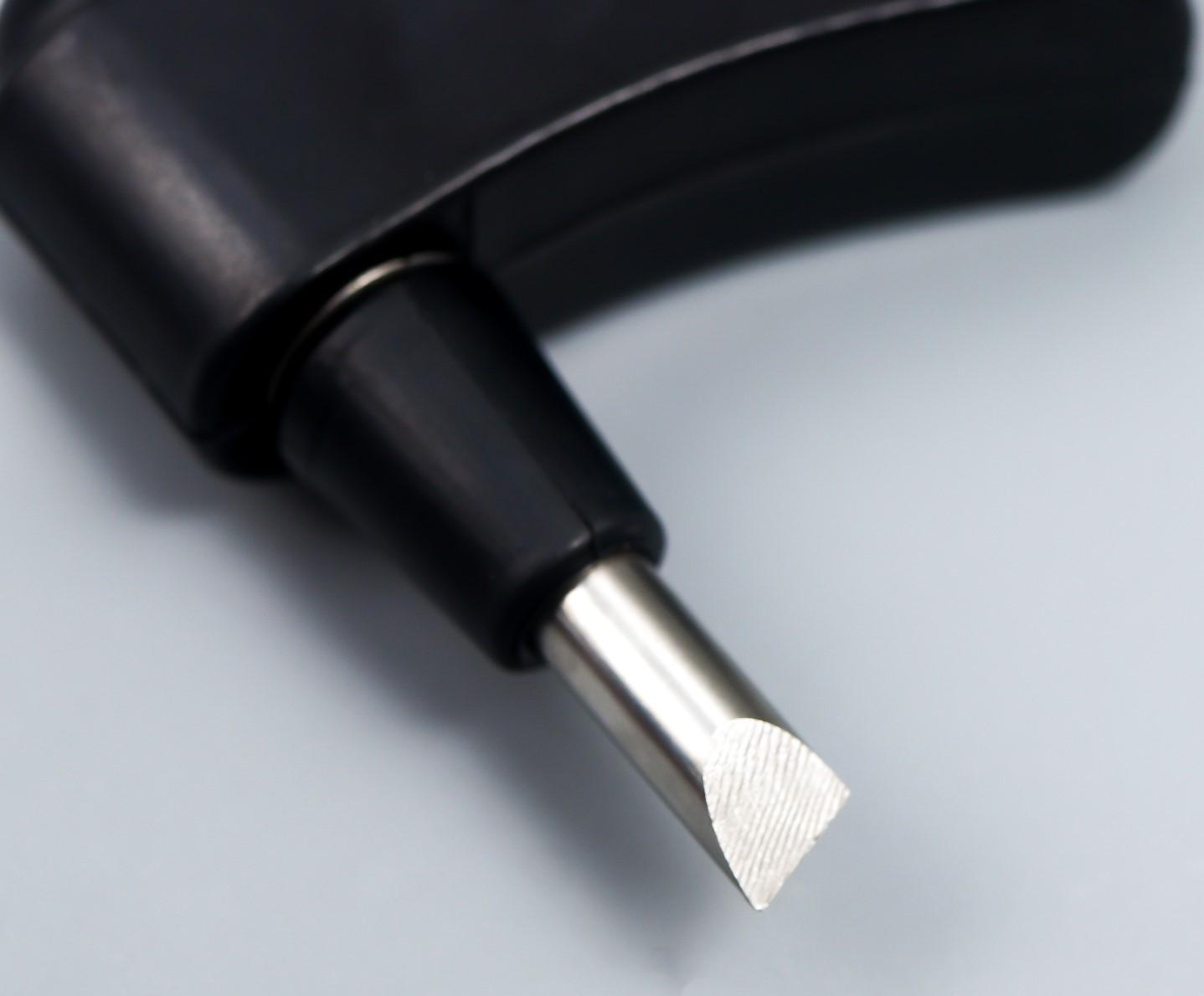 Нож универсальный, вращающийся на 360° с лезвием 15°  (бумага, винил, фольга) 17х4х1 см