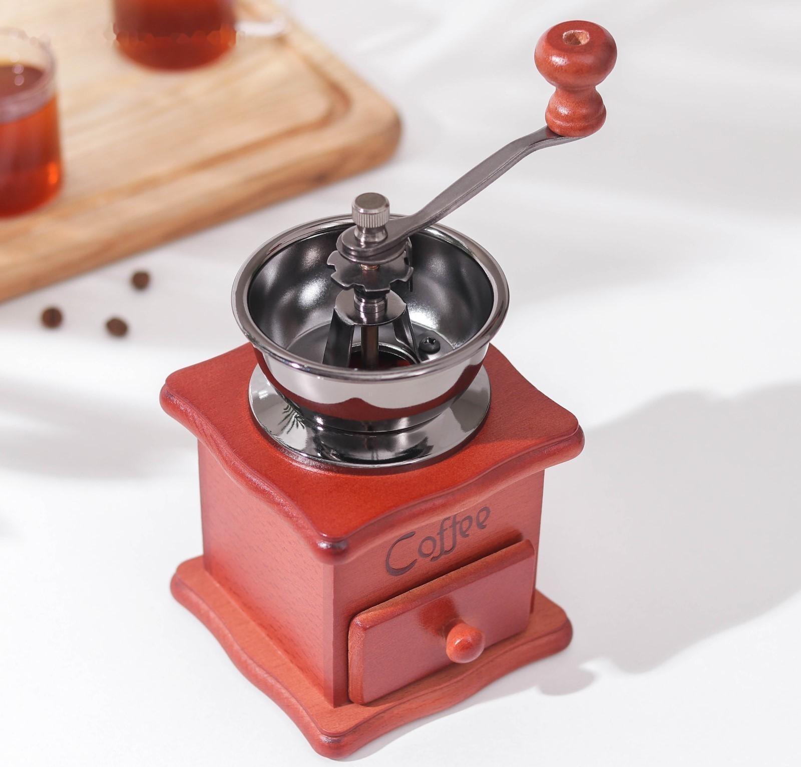Кофемолка ручная «Утренний кофе», 9,8×16 см, красное дерево