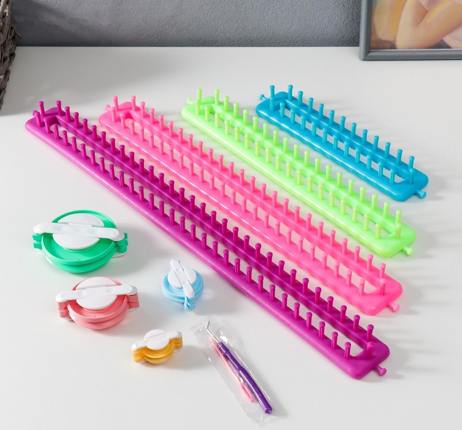 Набор устройств для вязания 4 шт 24х5, 34,5х5, 45х5, 55х5см+4 инстр. д/изготовления помпонов   74125