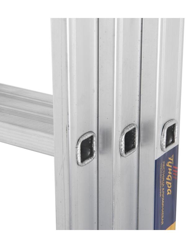 Лестница ТУНДРА, трехсекционная, алюминиевая, 8 ступеней