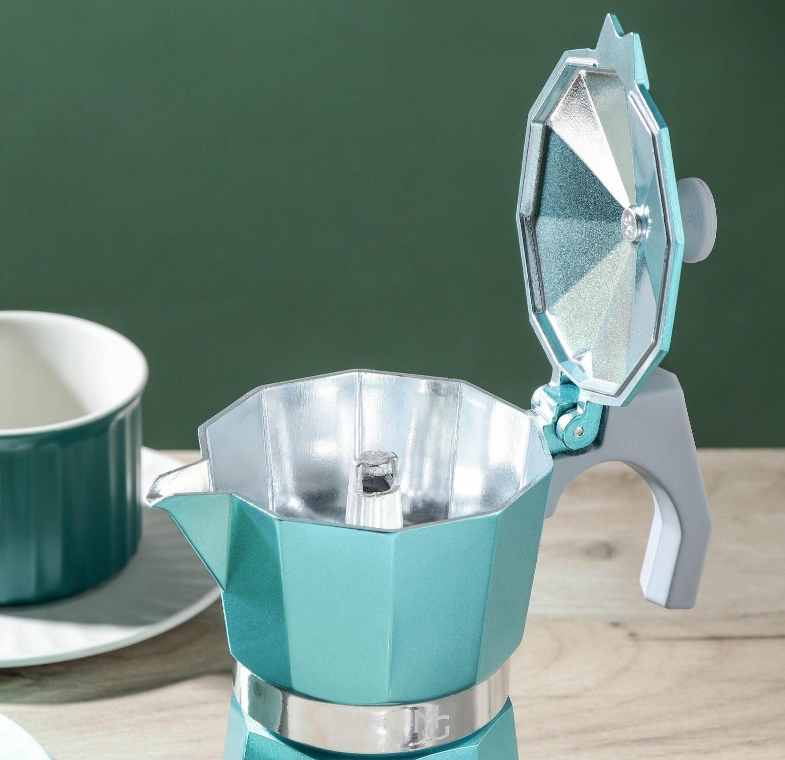 Кофеварка гейзерная Magistro Azure, на 3 чашки, 150 мл