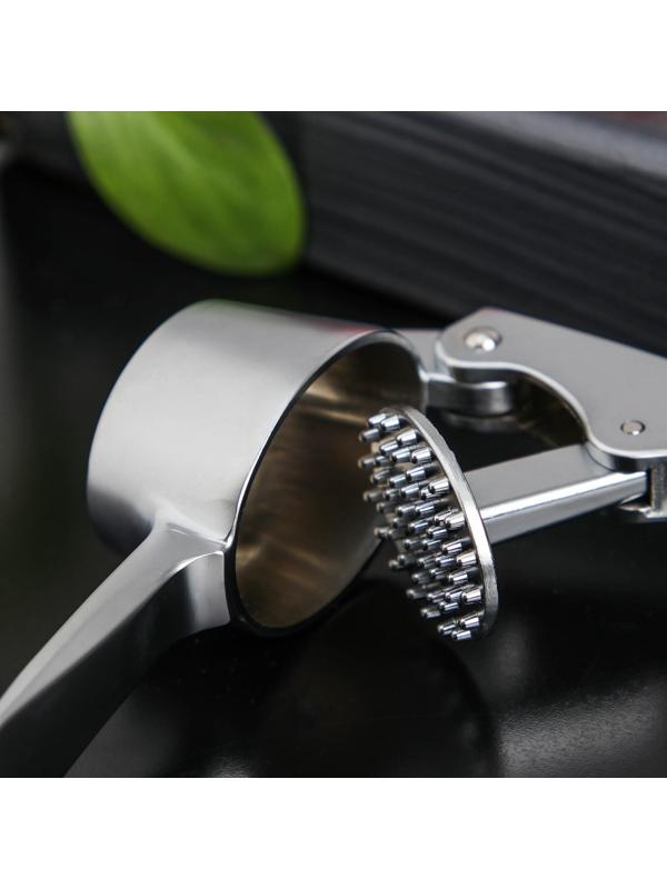 Пресс для чеснока Magistro Volt, нержавеющая сталь, цвет серебряный