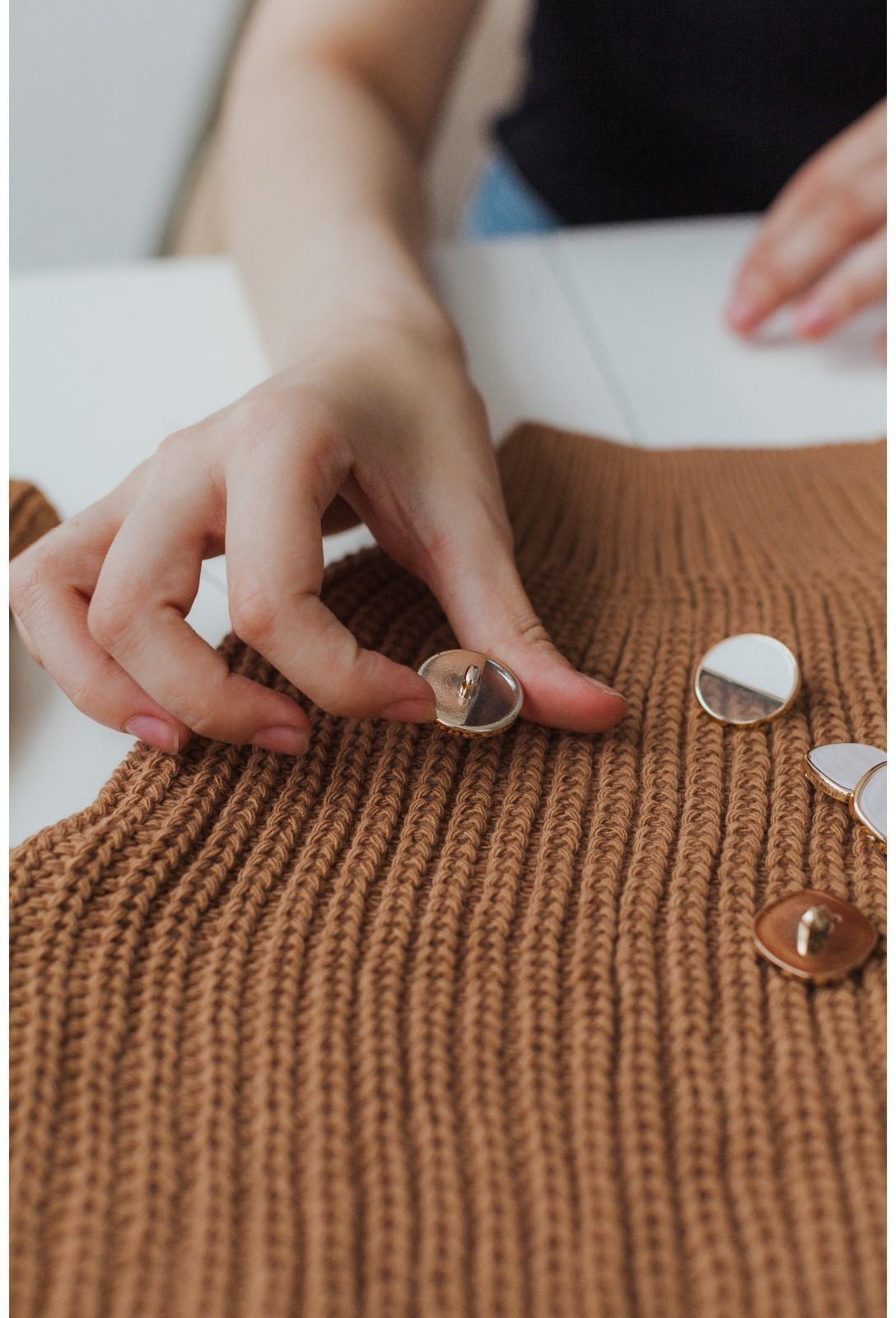 Набор пластиковых пуговиц на ножке, d = 25 мм, 5 шт, цвет белый