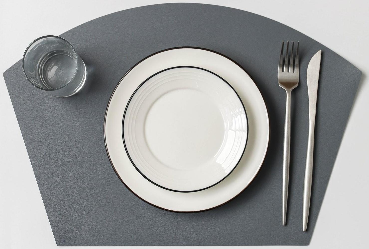 Салфетка сервировочная на стол «Тэм», 30×44 см, цвет тёмно-серый