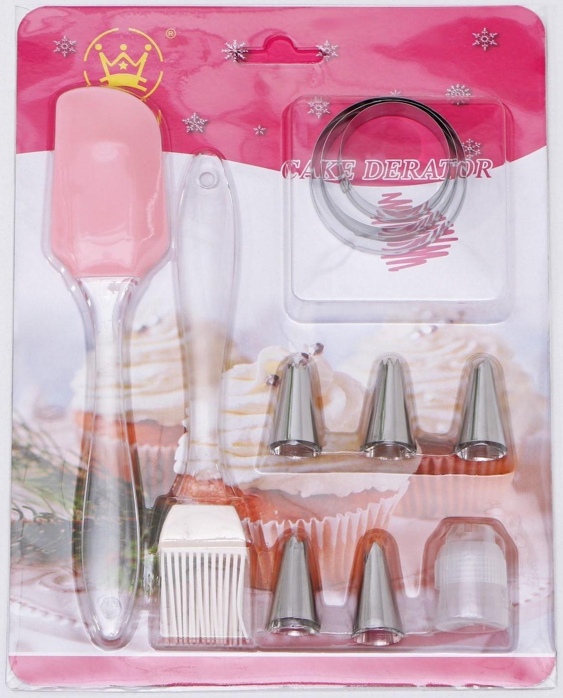 Набор кондитерский «Айс», 11 предметов: лопатка, кисть, формы для печенья 3 шт, насадки 5 шт, адаптер