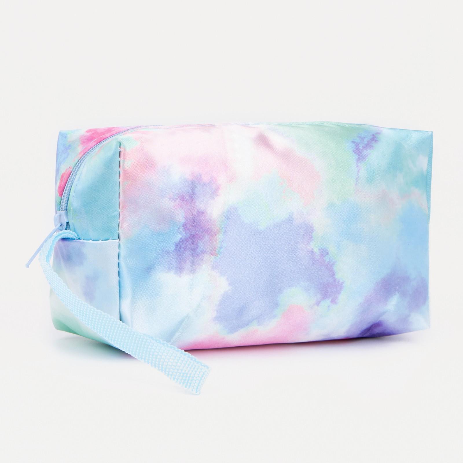 Косметичка на молнии, цвет голубой