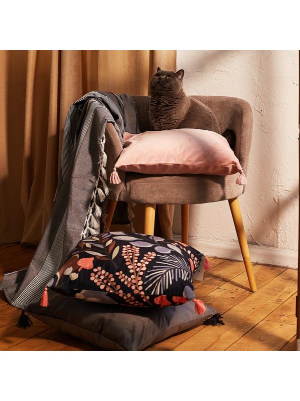 Наволочка декоративная с кисточками Этель «Флора», 43х43 см