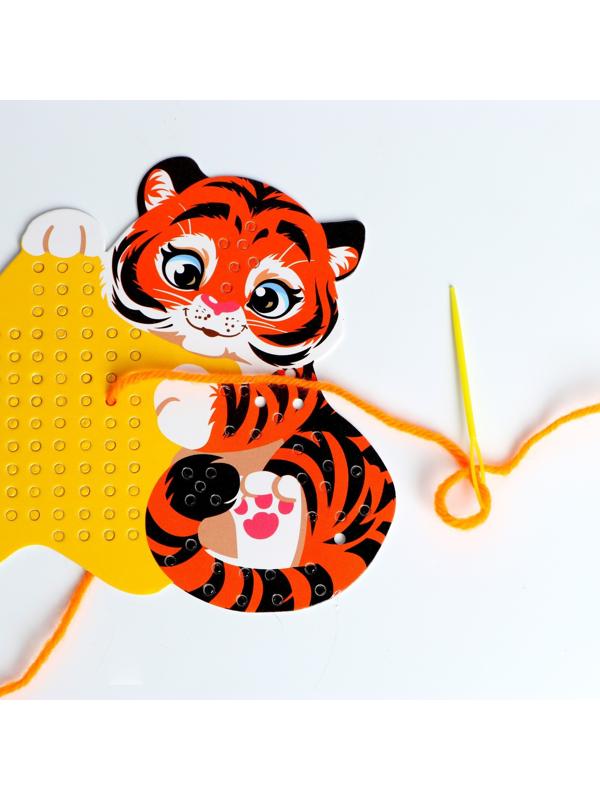Набор для творчества. Вышивка пряжей «Тигр и звёздочка» на картоне